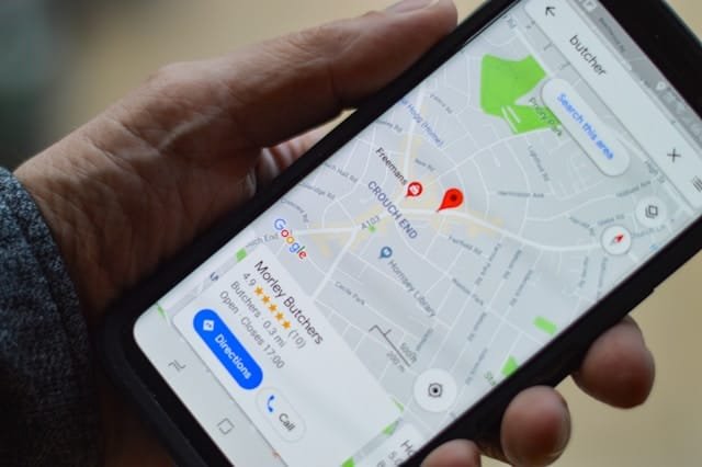 Illustration avis clients Google sur un mobile